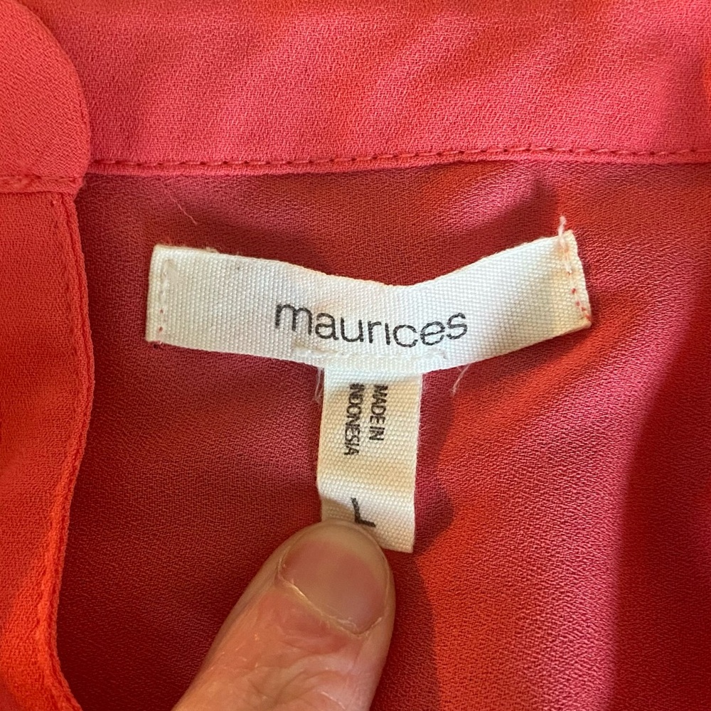Bundle of Large (L) Long-Sleeve Tops - Picture 5 of 5